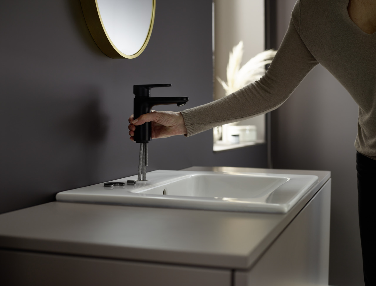 Hansgrohe Vernis Blend Mitigeur de lavabo ComfortZone 100 avec cartouche  céramique, Noir mat (71580670) - Livea Sanitaire
