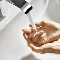 Vivenis Mitigeur de lavabo 110 avec tirette et vidage, bec cascade, chrome (75020000)