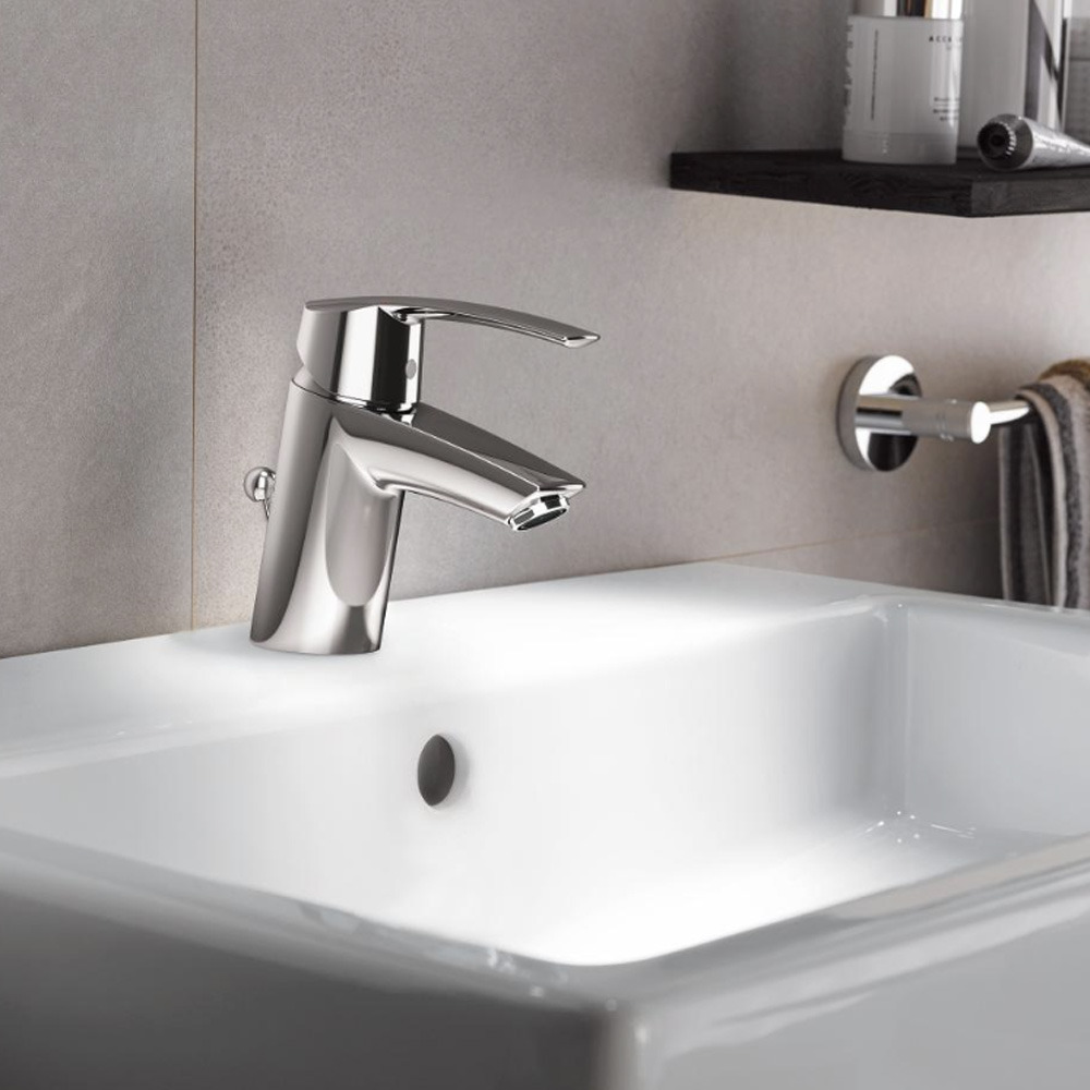 GROHE Plus Robinet de lavabo S-size avec corps lisse et bonde push open  Chrome