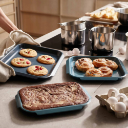 Nest™ Bake Ensemble de 3 plats de cuisson antiadhésifs, bleu (45064)