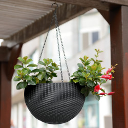 Pot de fleurs suspendu sphère en plastique imitation rotin avec chaîne, anthracite (229545)