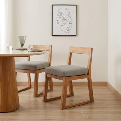Lot de 2 chaises de salle à manger en teck massif 50 x 59,5 x 79 cm avec coussins gris perlé – Naturel